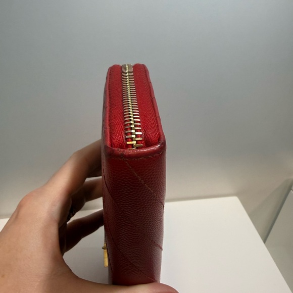 Yves Saint Laurent Red Caviar Leather Wallet - Picture 4 of 12